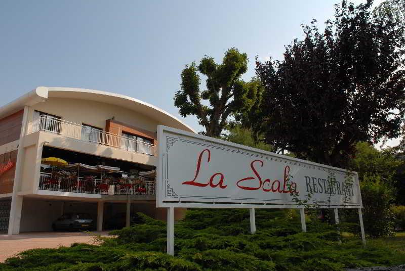 Hotel La Scala Pithiviers Luaran gambar