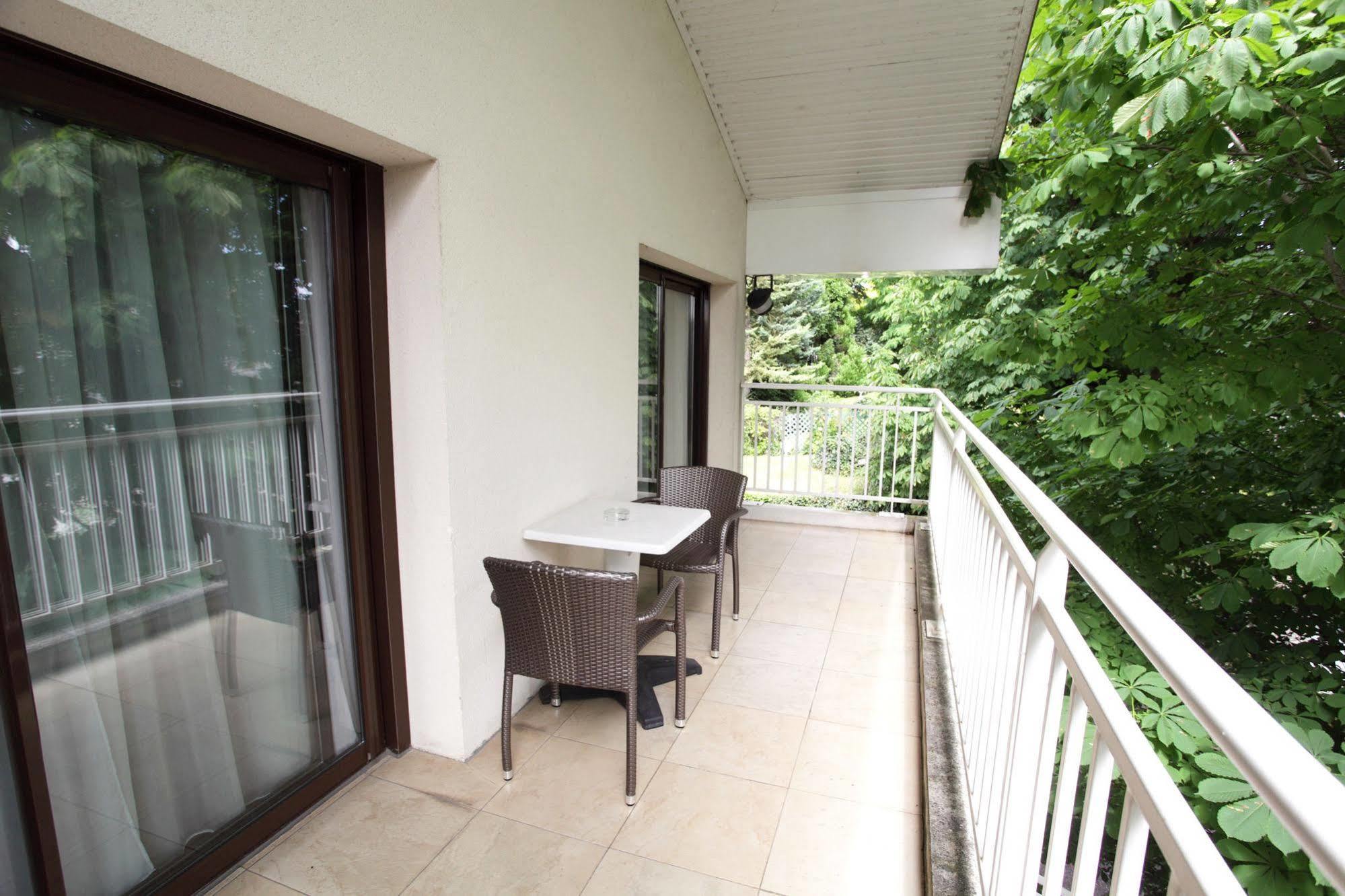 Hotel La Scala Pithiviers Luaran gambar